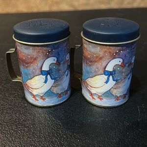 VINTAGE Goose Salt & Pepper Shakers